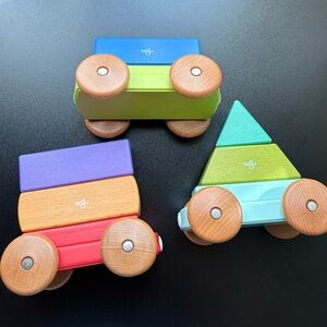 Tegu wooden magnetic blocks cars